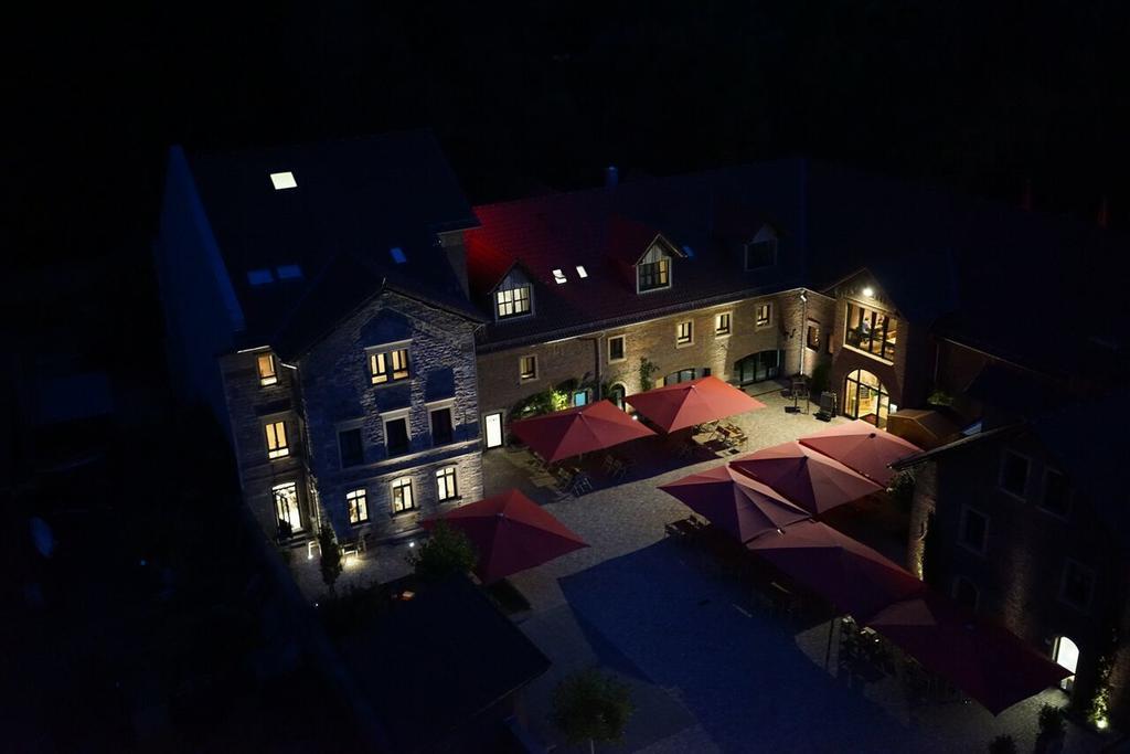 Sutter'S Landhaus Hotell Gensingen Exteriör bild