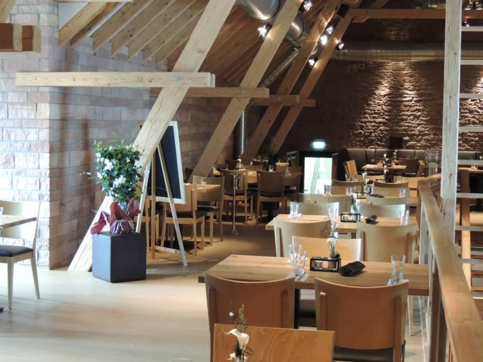 Sutter'S Landhaus Hotell Gensingen Exteriör bild